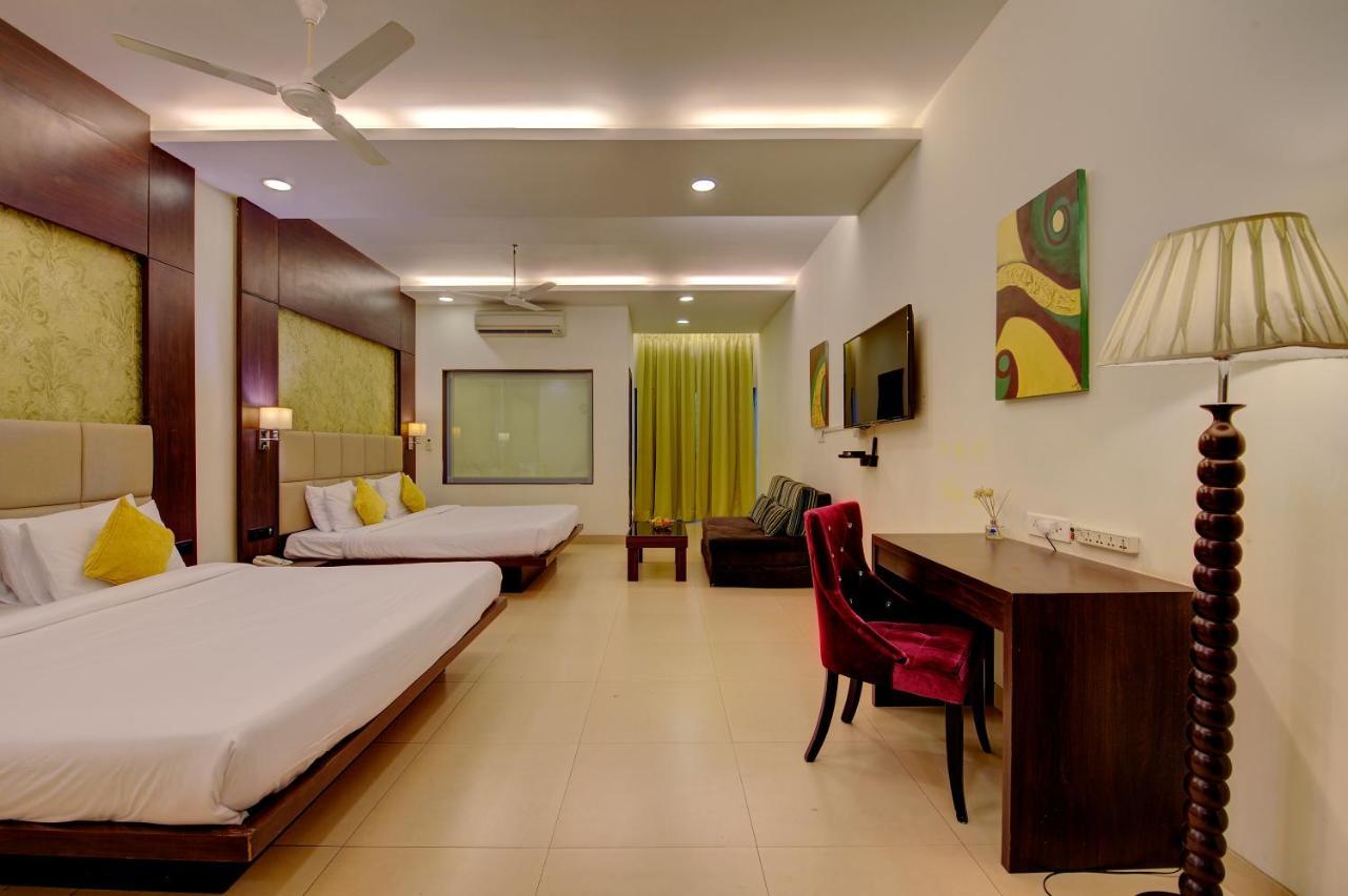 Khanvel Resort Silvassa Exterior photo
